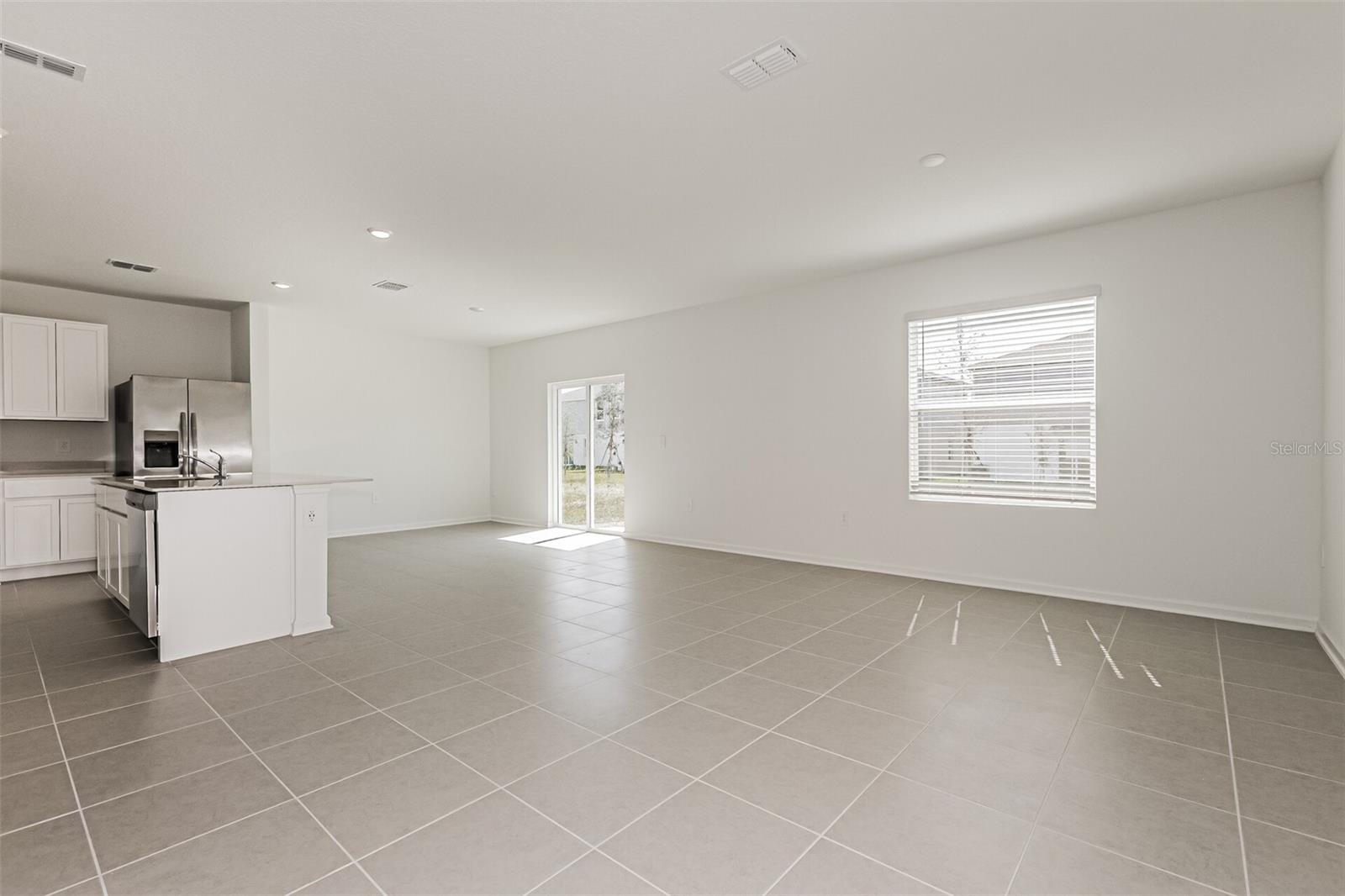 HUNT CLUB/LK WALES PH 1 - Residential Lease