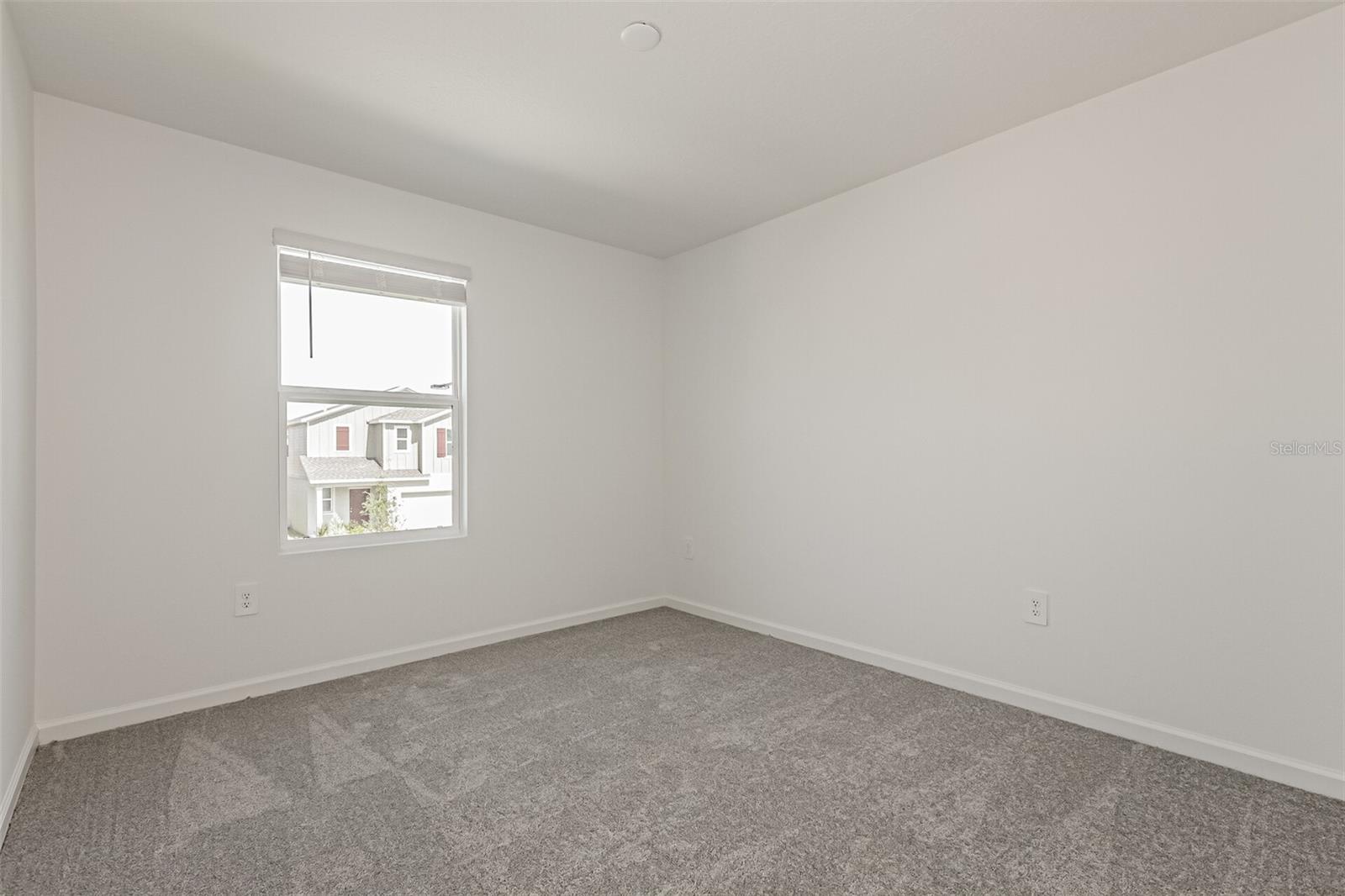 HUNT CLUB/LK WALES PH 1 - Residential Lease