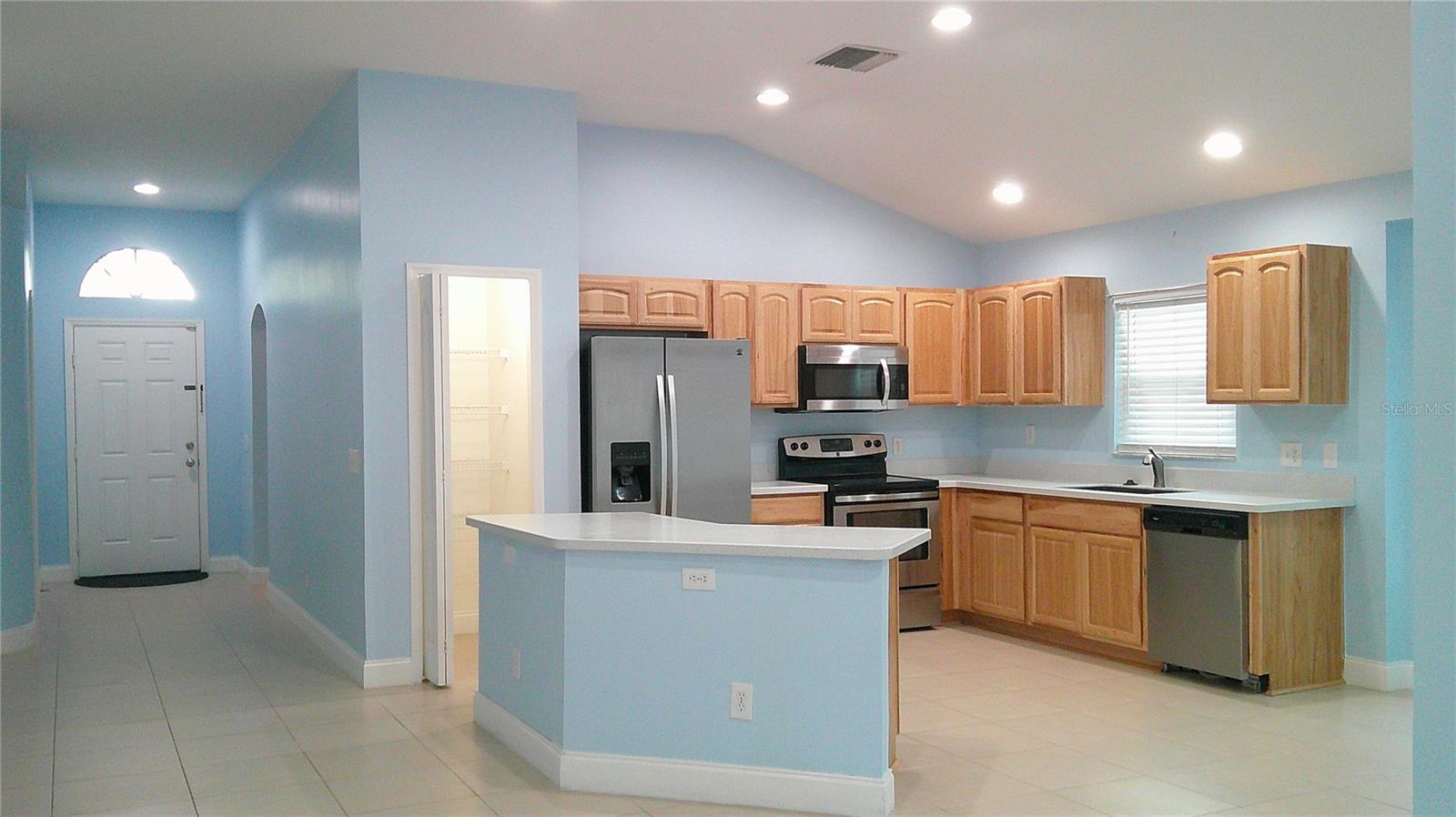 CANTERBURY LAKES PH IIB - Residential Lease