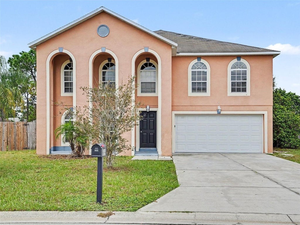Photo of 829 Sun Ridge Village Drive, Winter Haven, FL 33880 (MLS # O6447971)