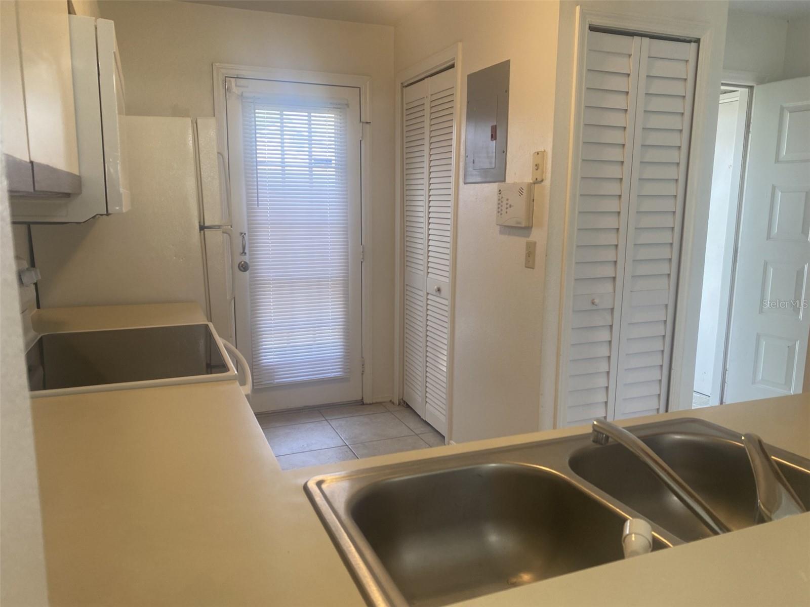 PINE ISLAND VILLAS AT BVL - Residential