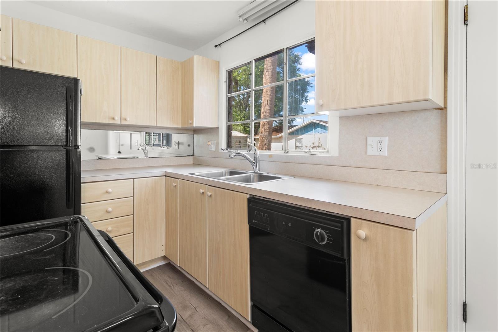 MAIN STREET - Residential