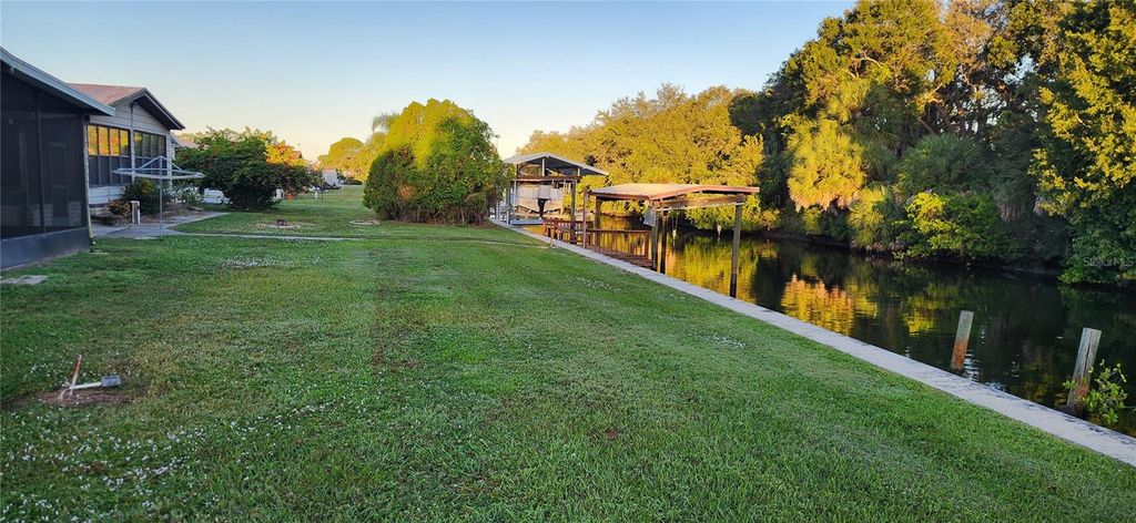 Photo of 236 N Saint Thomas Circle, Apollo Beach, FL 33572 (MLS # TB8437075)