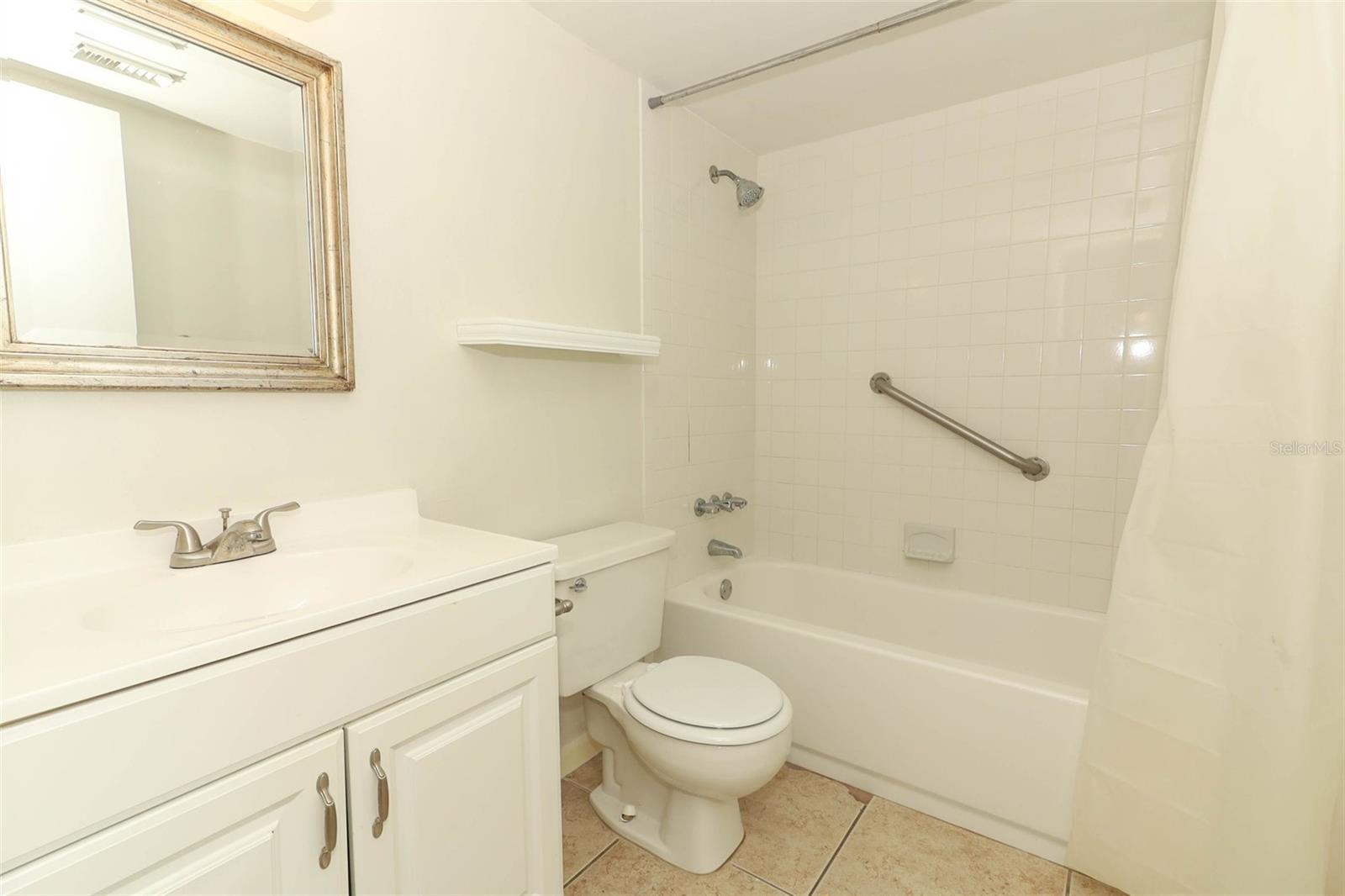 PINE RIDGE CLUB VILLAGE 1 PH 10 BLDG 12 - Residential