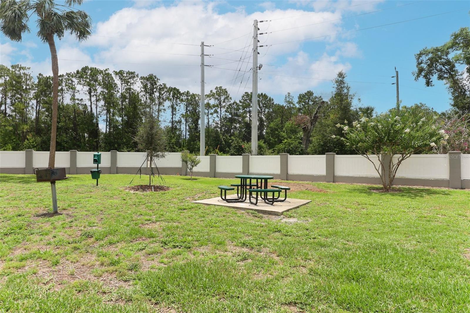 PINE RIDGE CLUB VILLAGE 1 PH 10 BLDG 12 - Residential