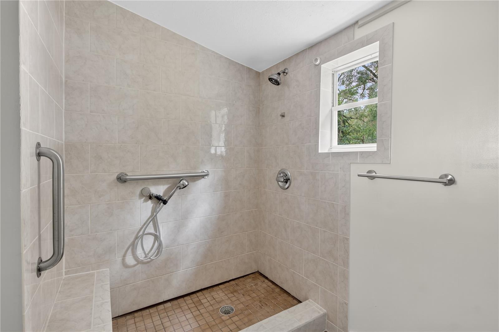 UNIT 1 WAC CAMPSITES - Residential