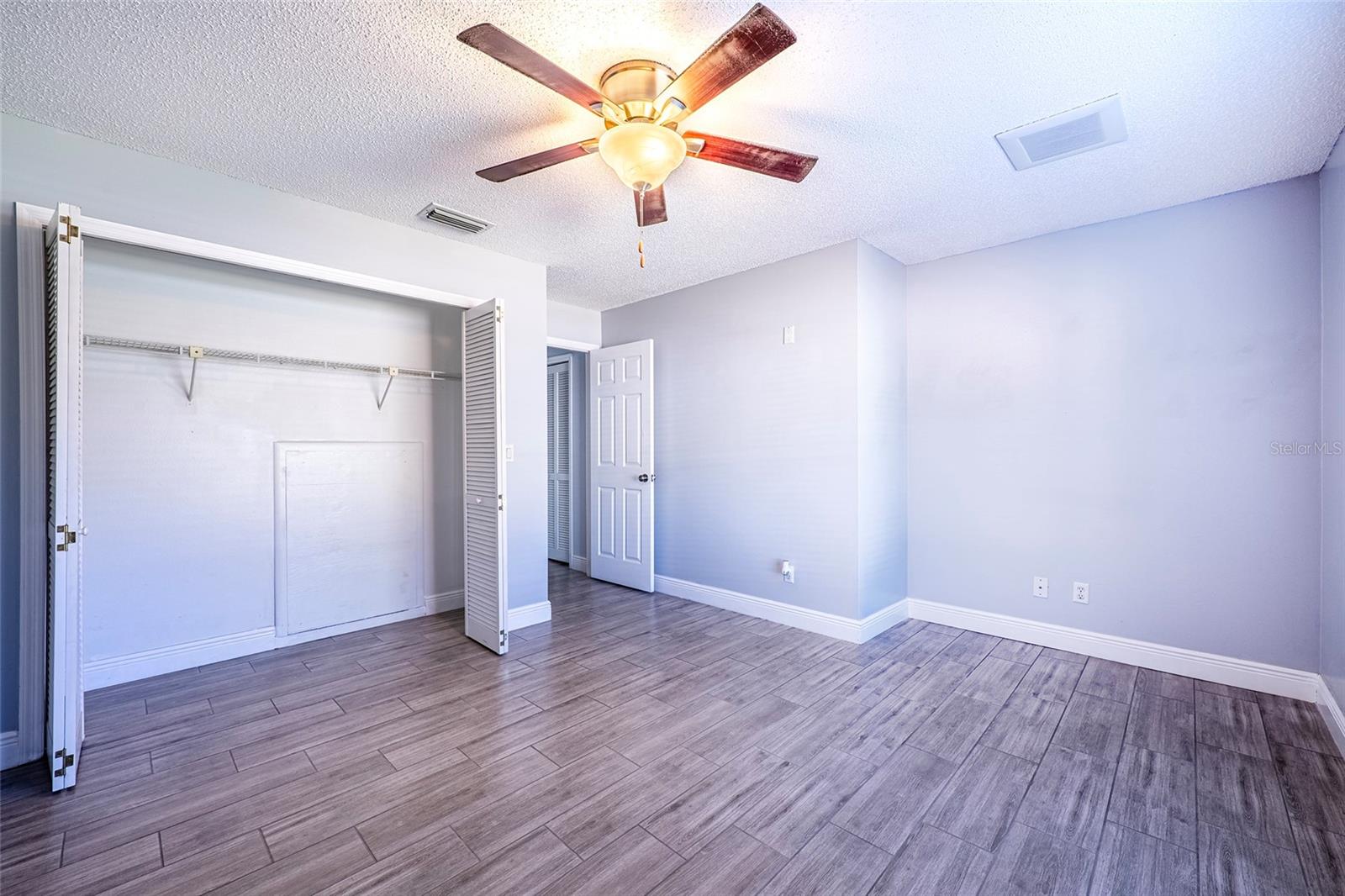 HAMMOCK WOODS UNIT II - Residential