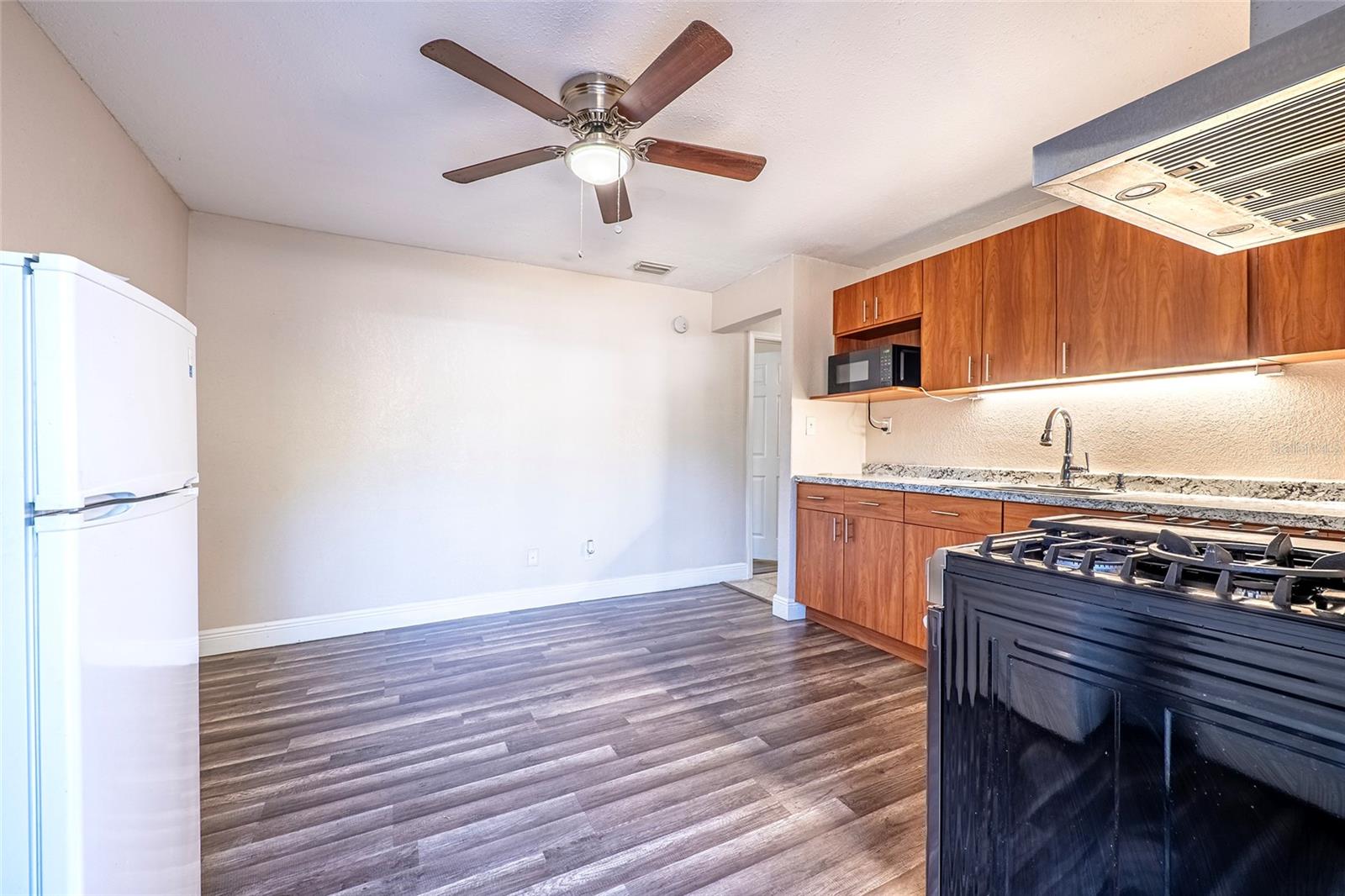 HAMMOCK WOODS UNIT II - Residential