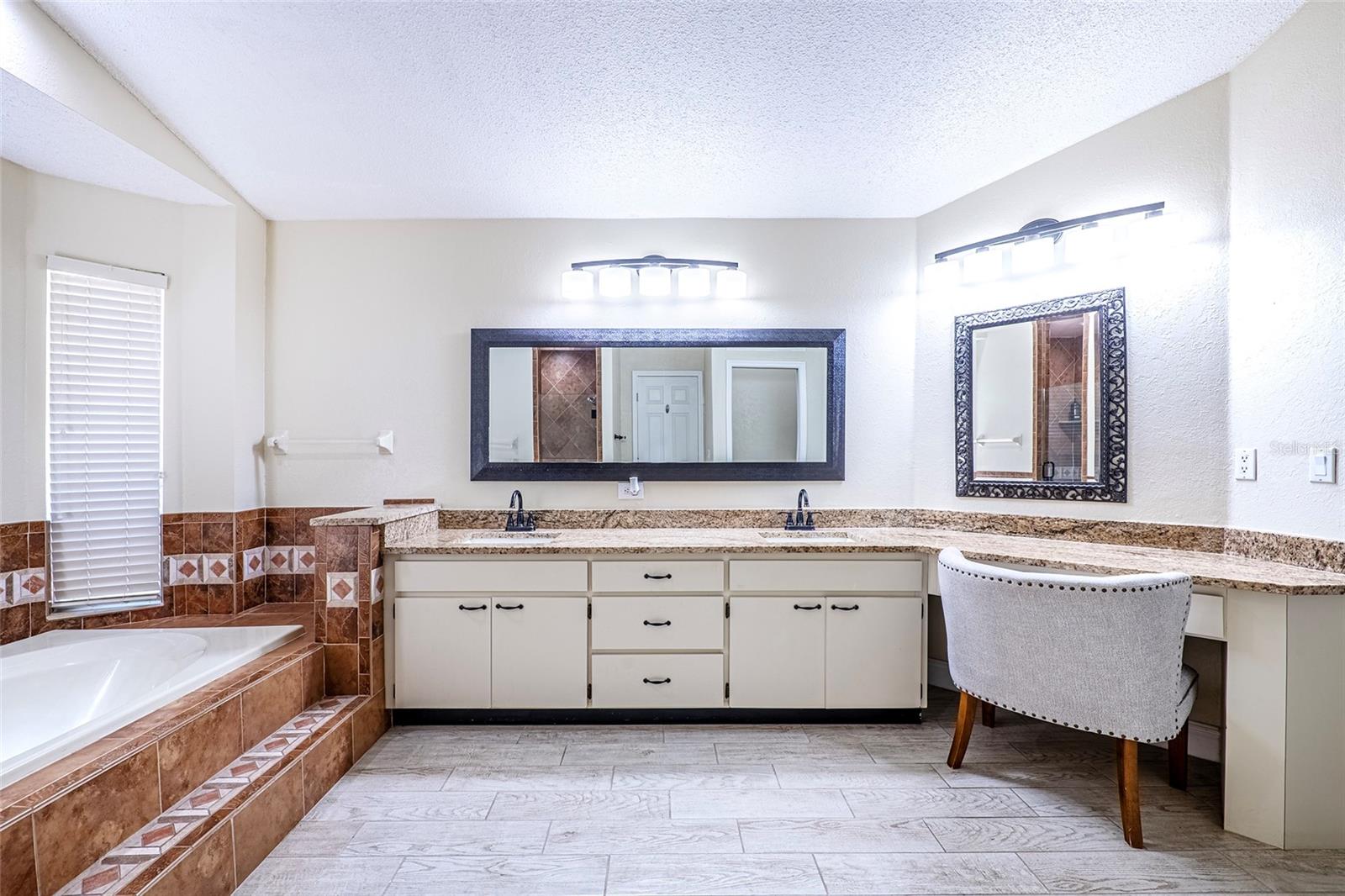 HAMMOCK WOODS UNIT II - Residential