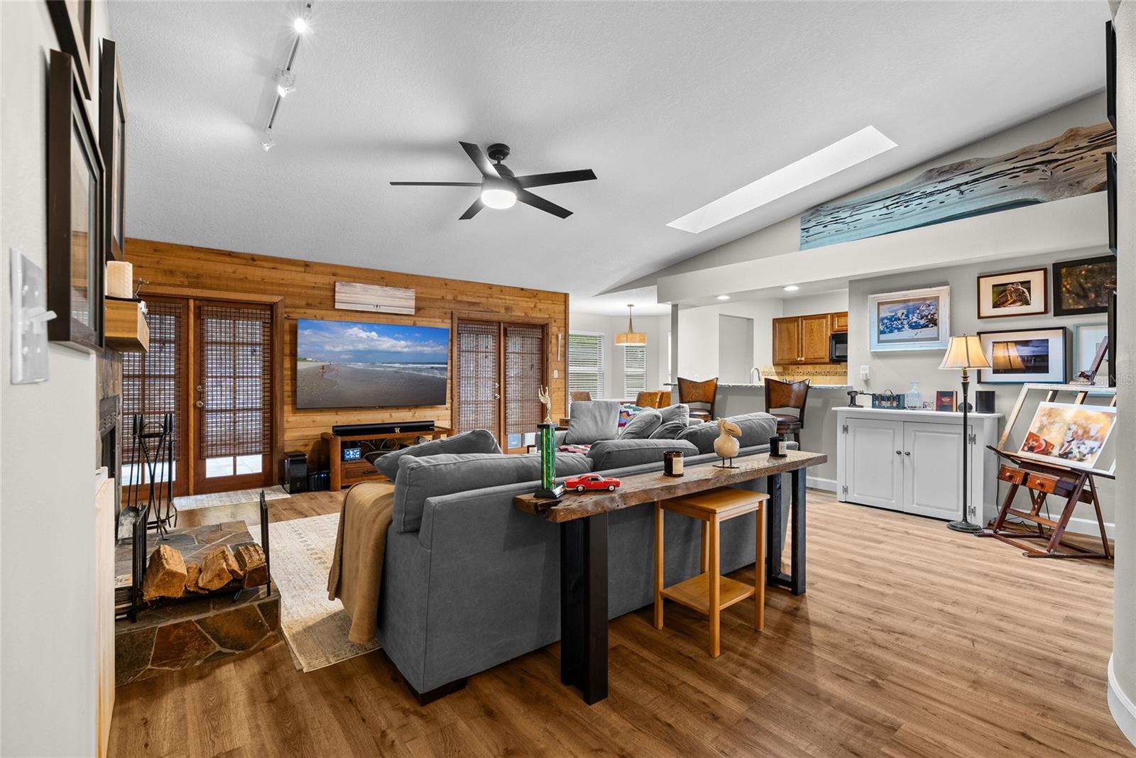 CRYSTAL BEACH ESTATES - Residential