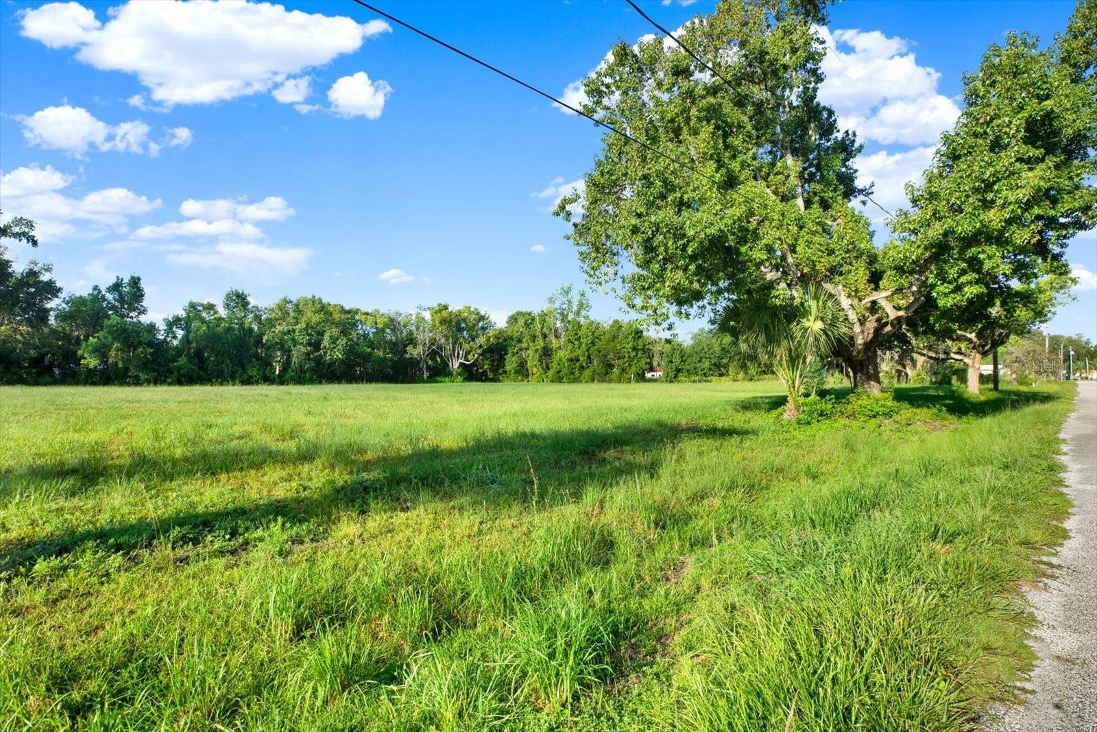 4TH AVENUE LOT 11