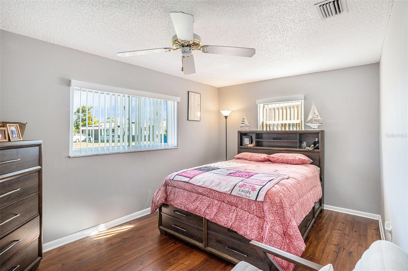 DEL WEBBS SUN CITY FLORIDA UN - Residential