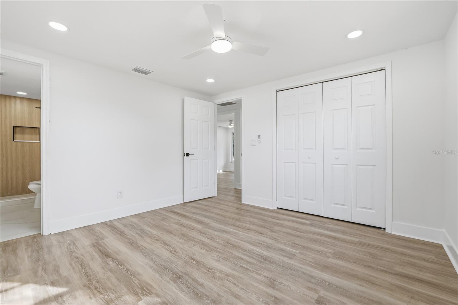 HICKORY HILL ACRES - Residential