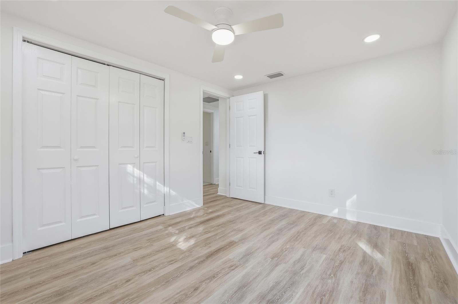 HICKORY HILL ACRES - Residential