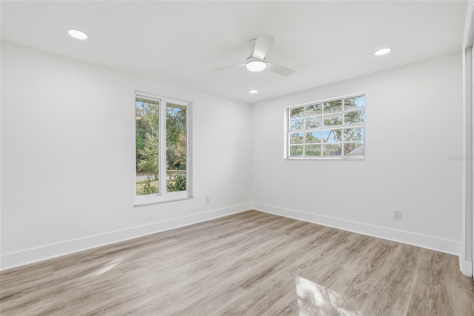 HICKORY HILL ACRES - Residential