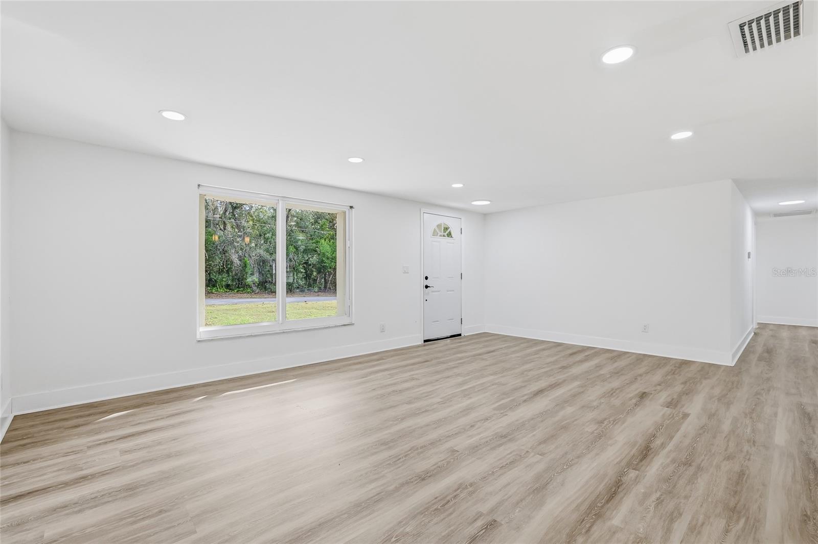 HICKORY HILL ACRES - Residential