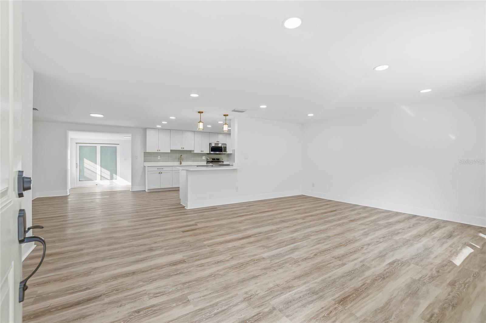 HICKORY HILL ACRES - Residential