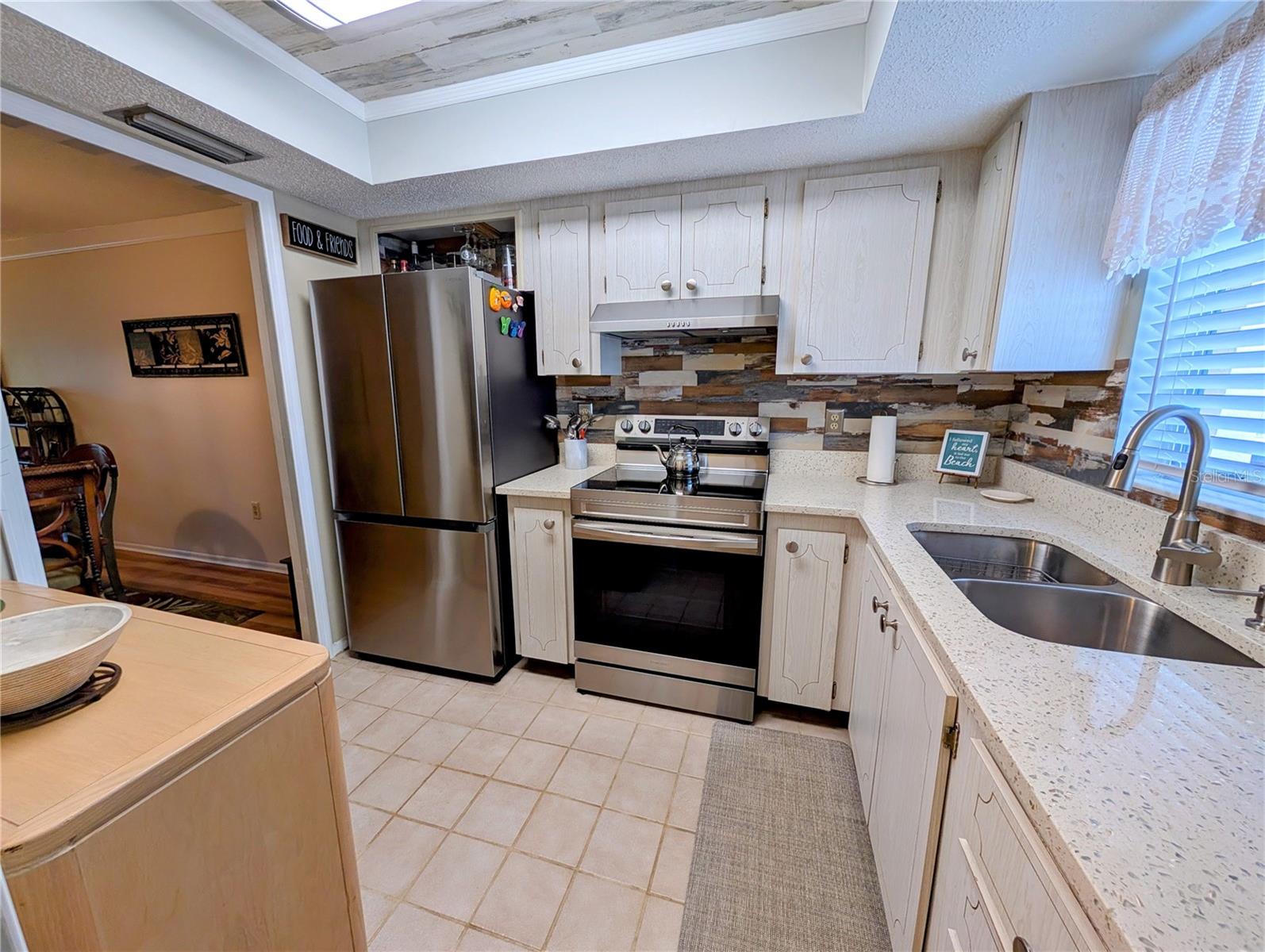 3568 LAKE BAYSHORE DRIVE K-205