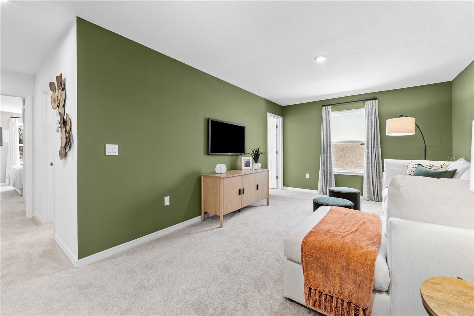 OAKFIELD TRAILS - Residential