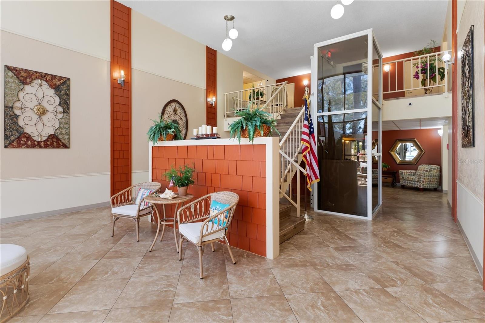 ESSEX HOUSE - Residential