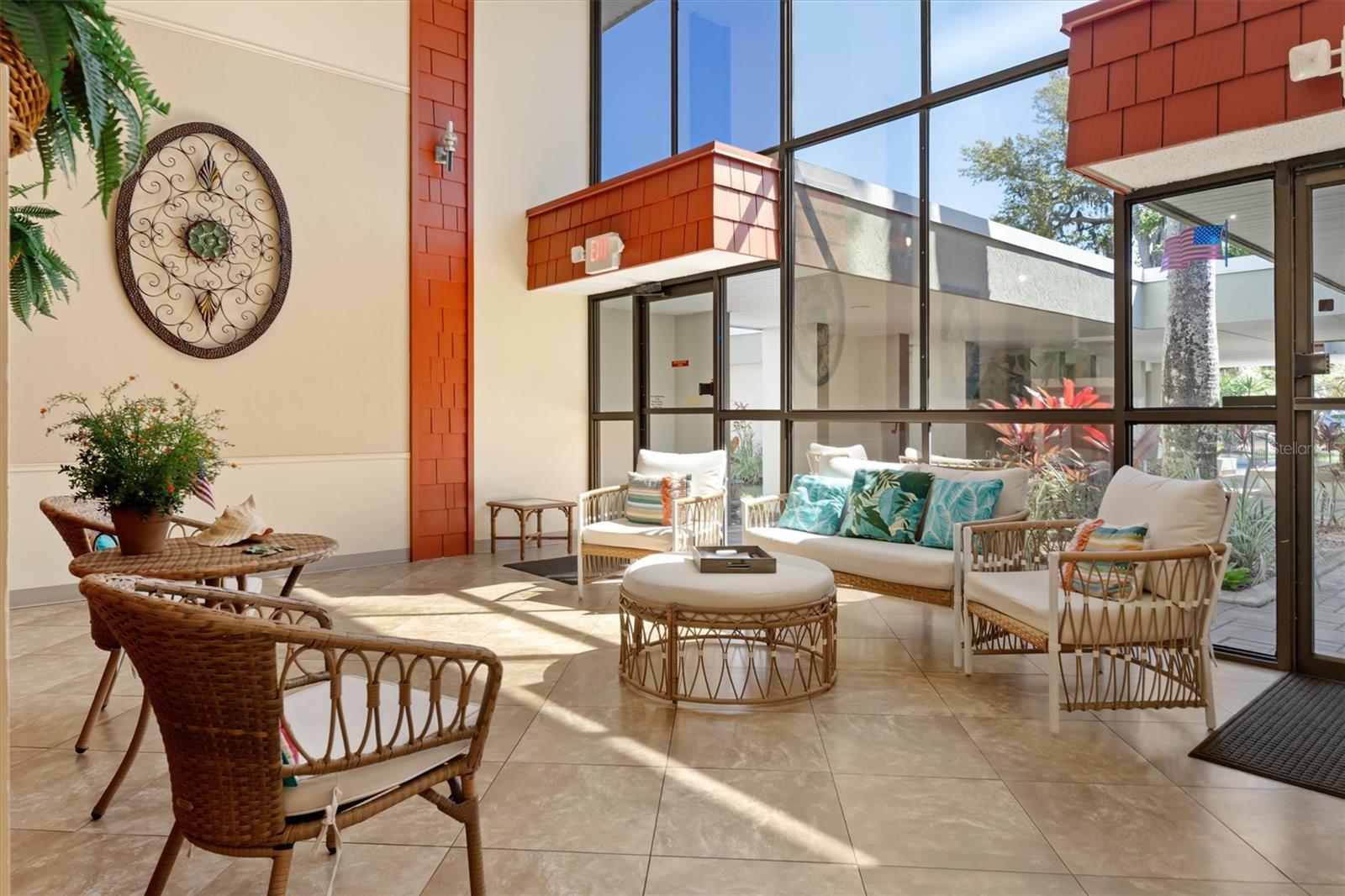 ESSEX HOUSE - Residential