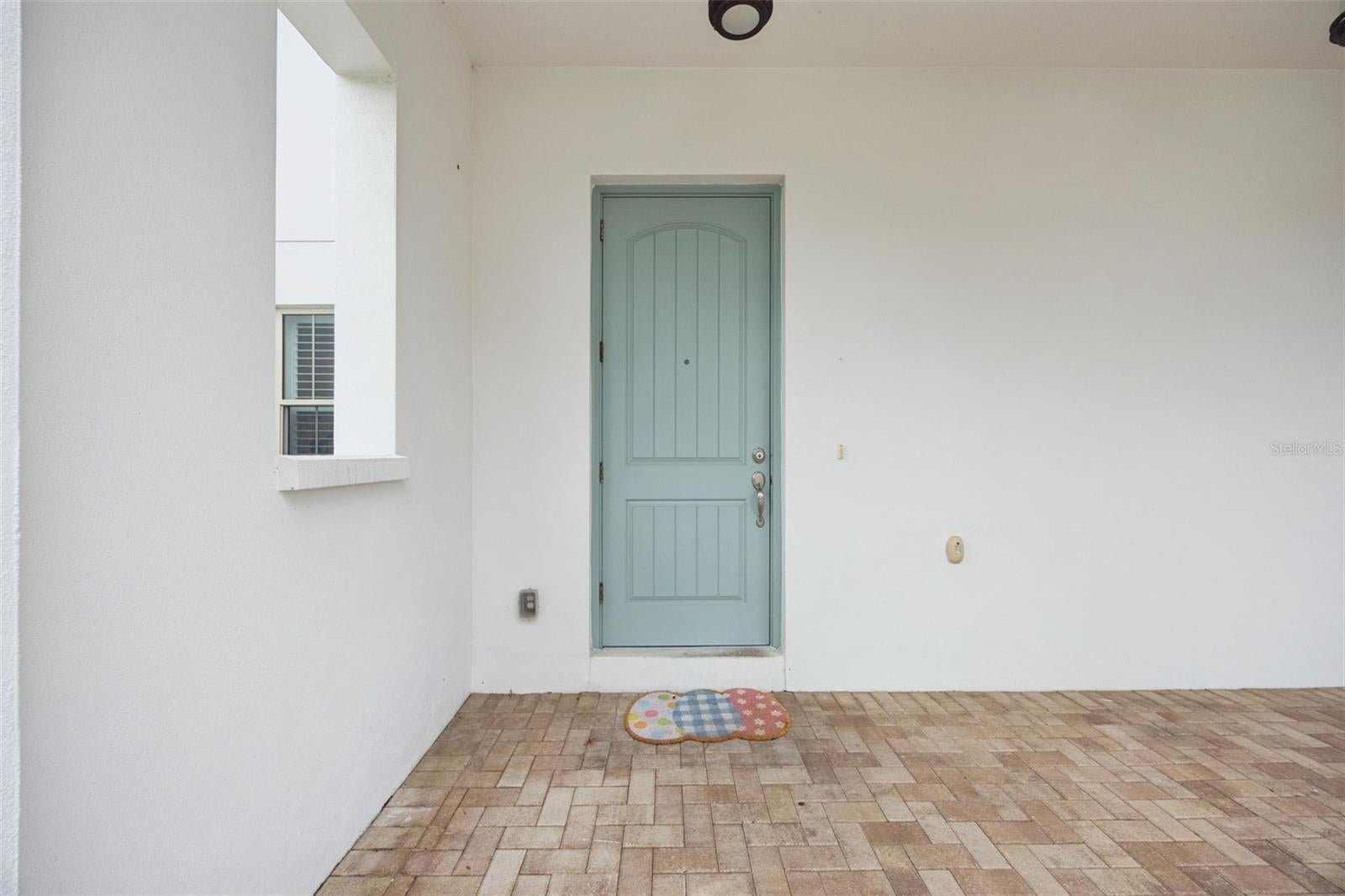 8866 BISMARCK PALM DRIVE