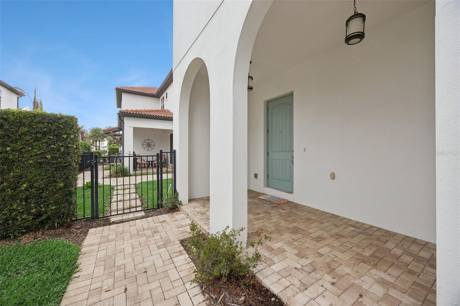 8866 BISMARCK PALM DRIVE