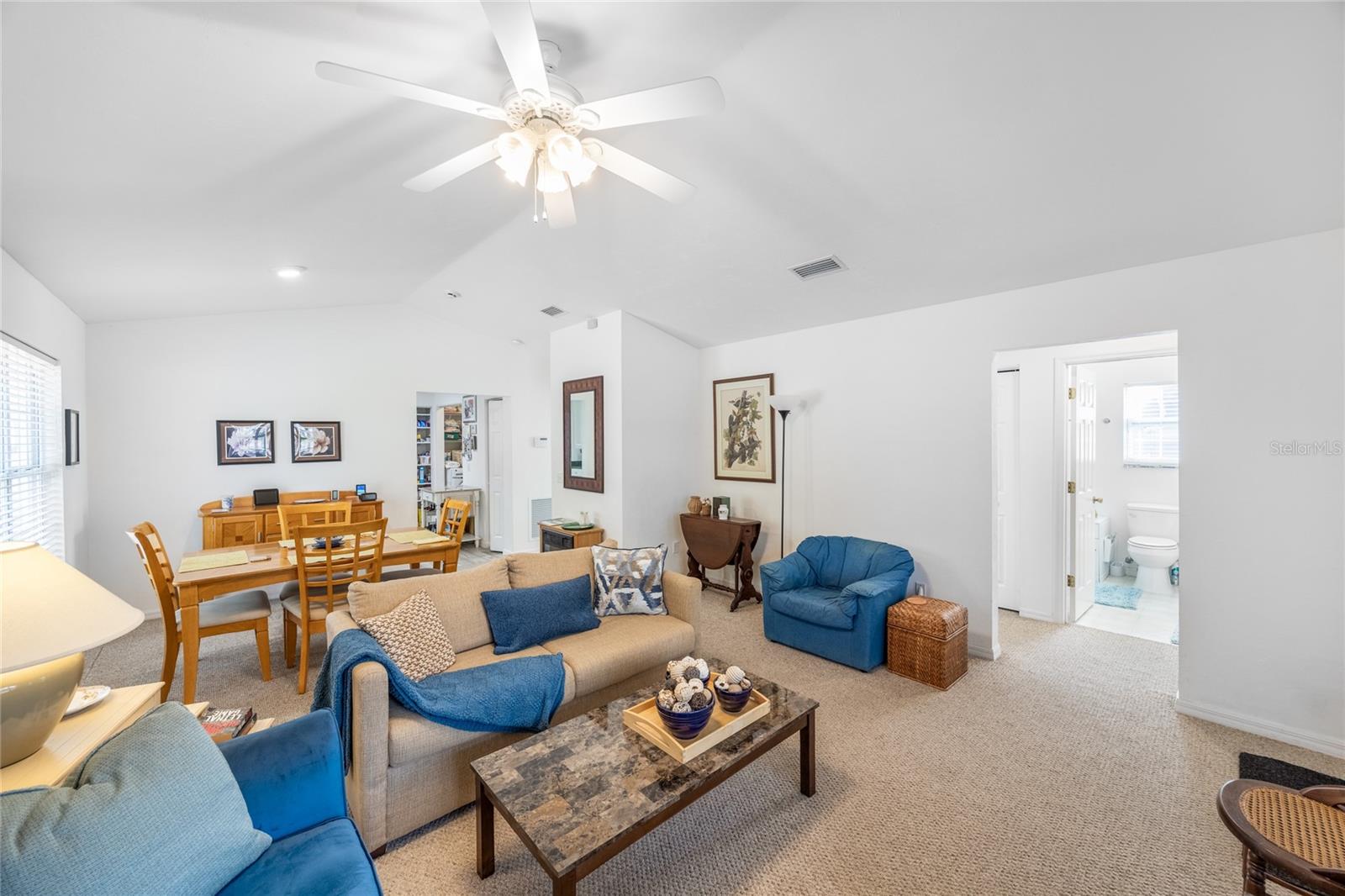 BRONSON SQUARE - Residential