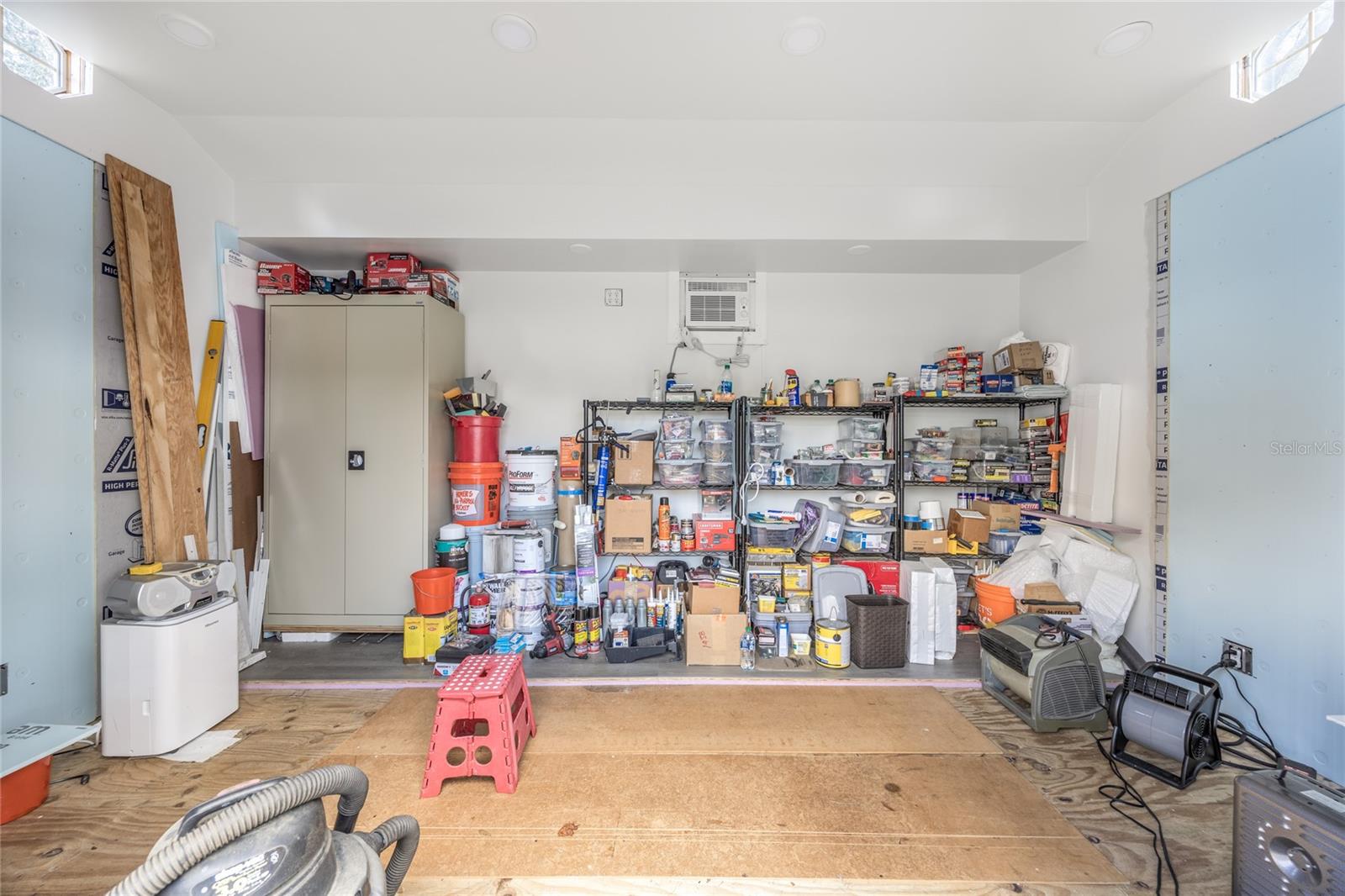 BRONSON SQUARE - Residential