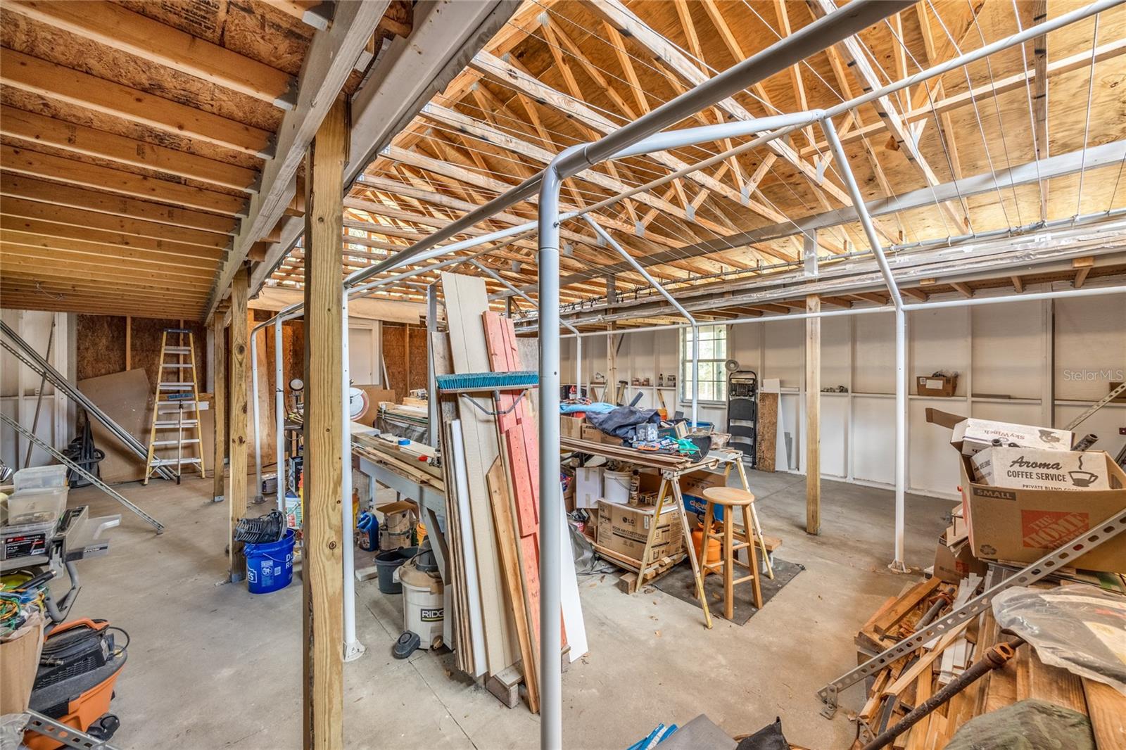 BRONSON SQUARE - Residential