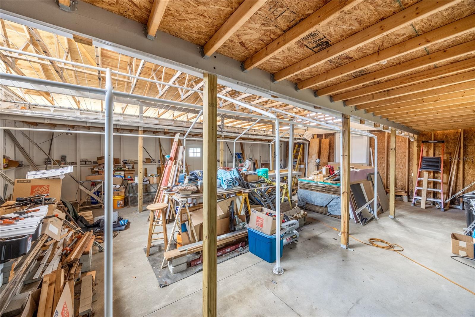 BRONSON SQUARE - Residential