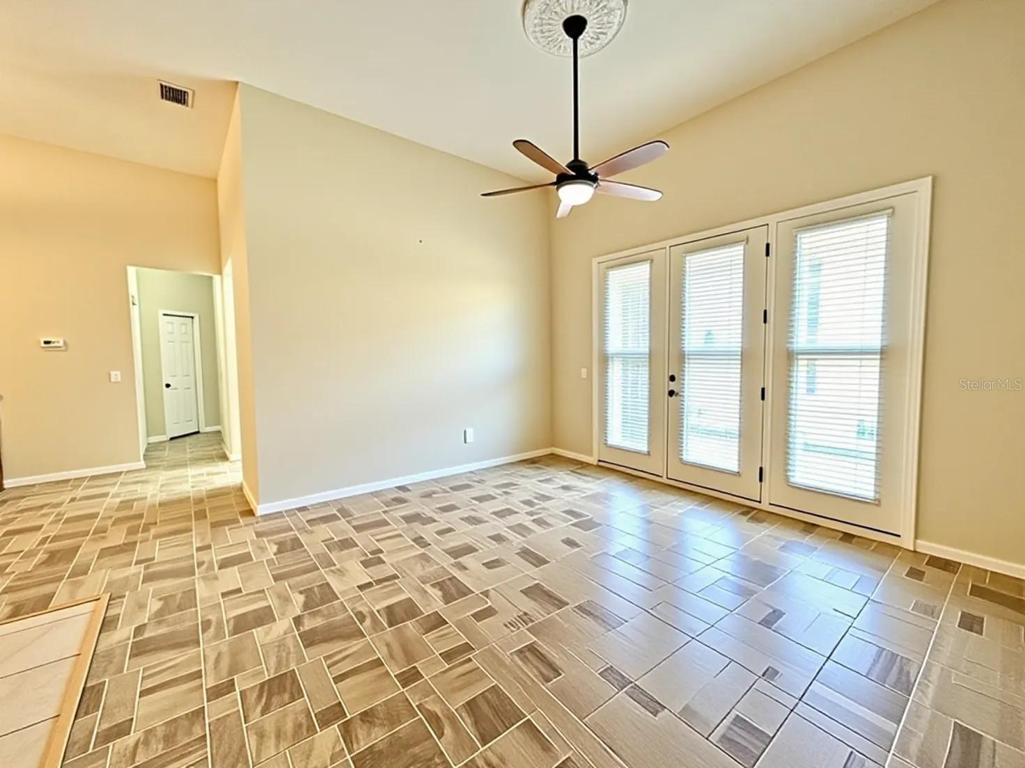 FOUNTAINS/GOLF PARK - Residential