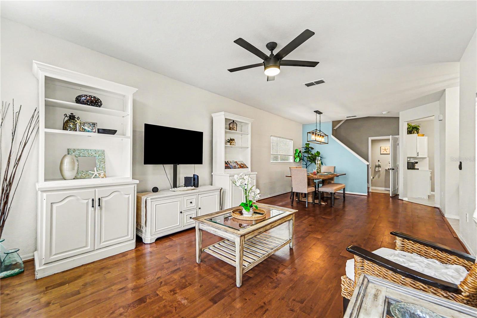 THE VILLAS AT CARROLLWOOD CONDO - Residential
