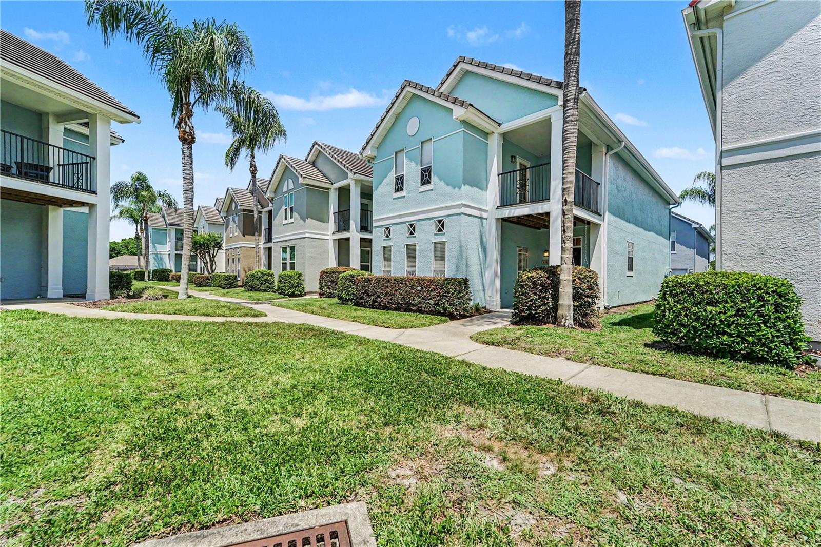 THE VILLAS AT CARROLLWOOD CONDO - Residential