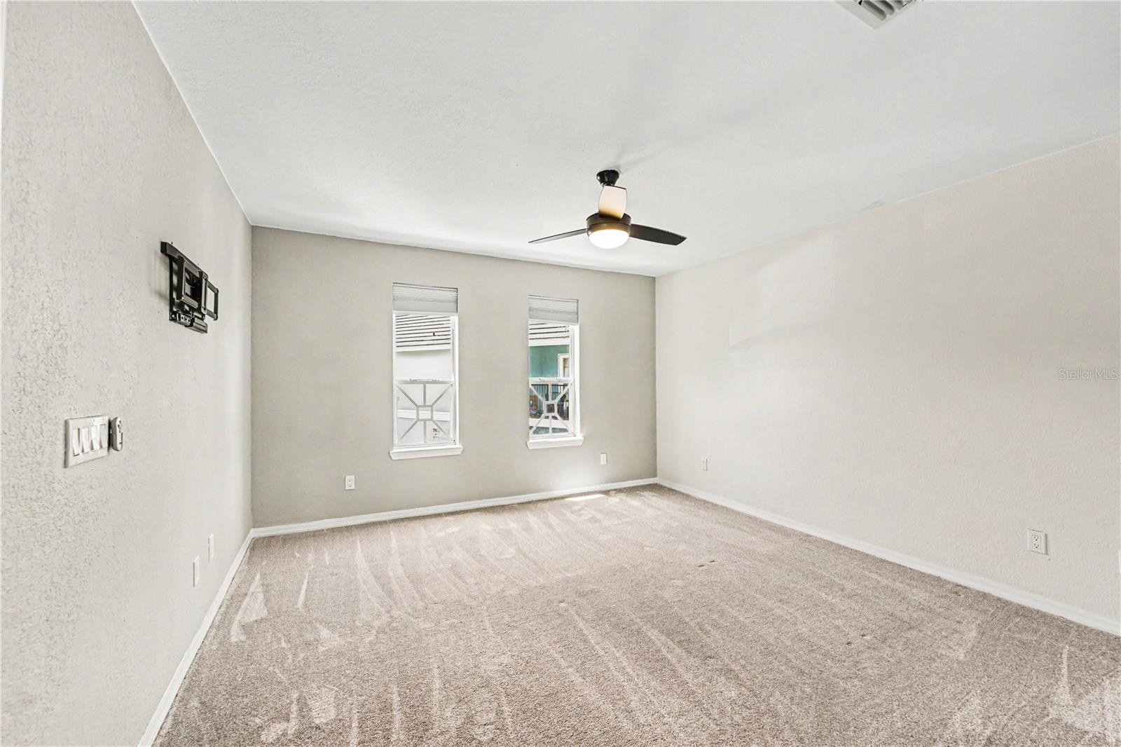 THE VILLAS AT CARROLLWOOD CONDO - Residential