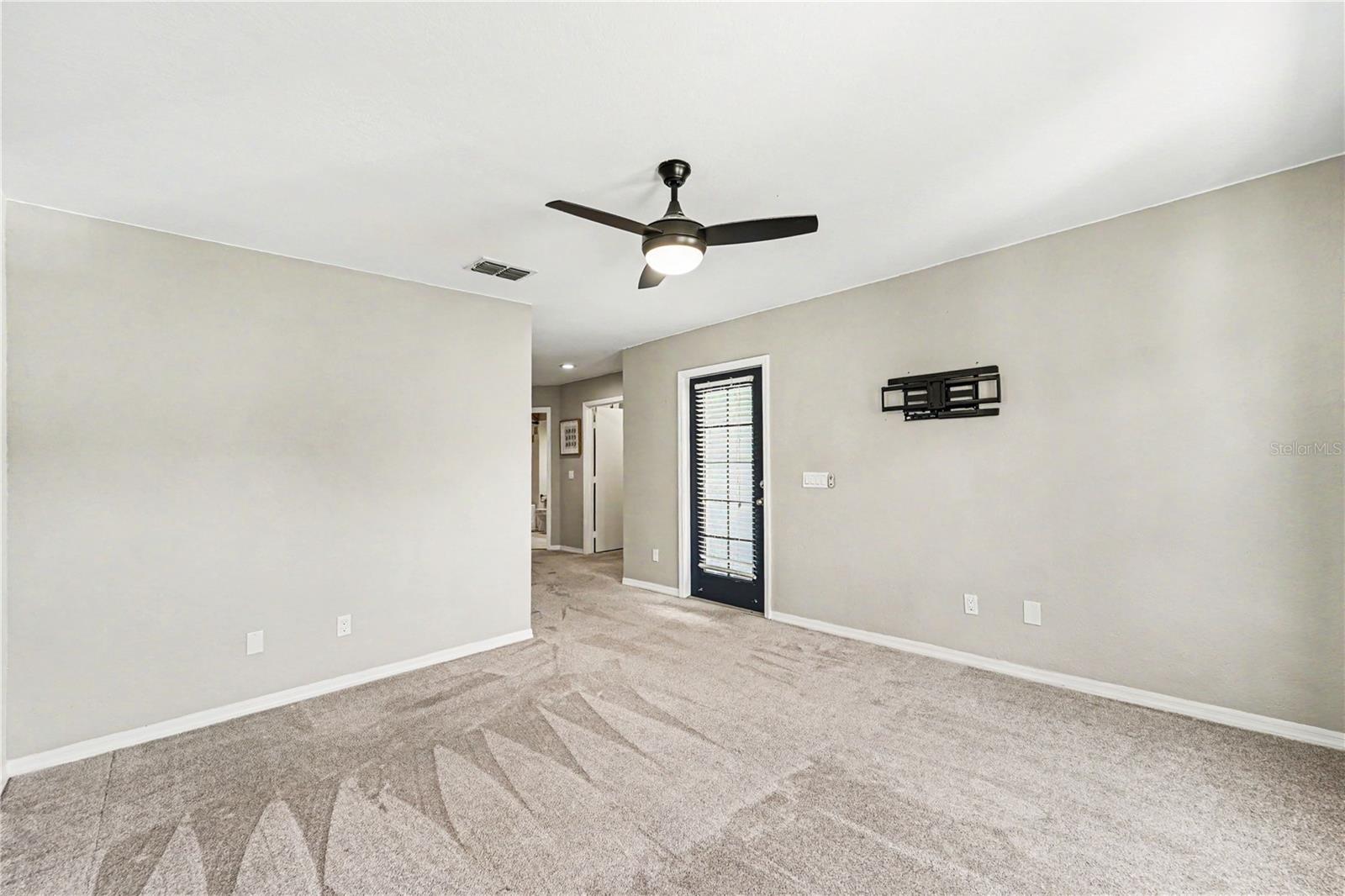 THE VILLAS AT CARROLLWOOD CONDO - Residential