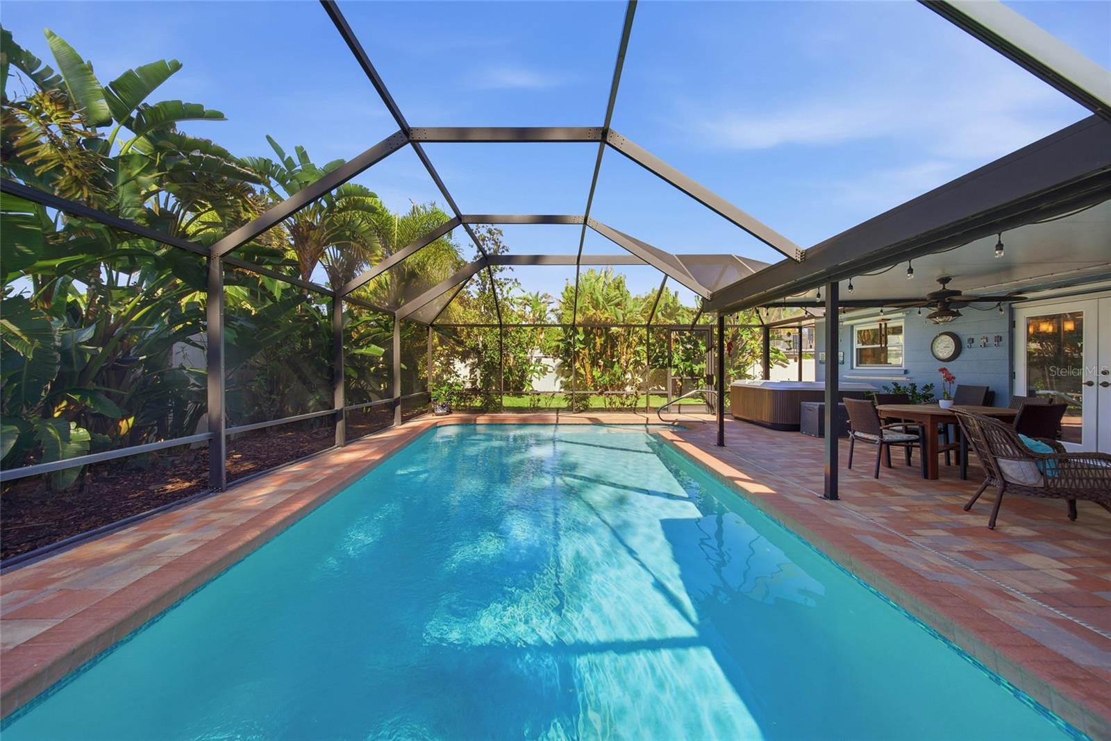 CASA DEL SOL FIFTH UNIT - Residential