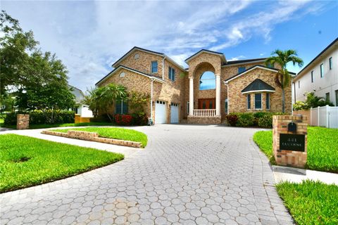 441 LUCERNE AVENUE TAMPA FL 33606