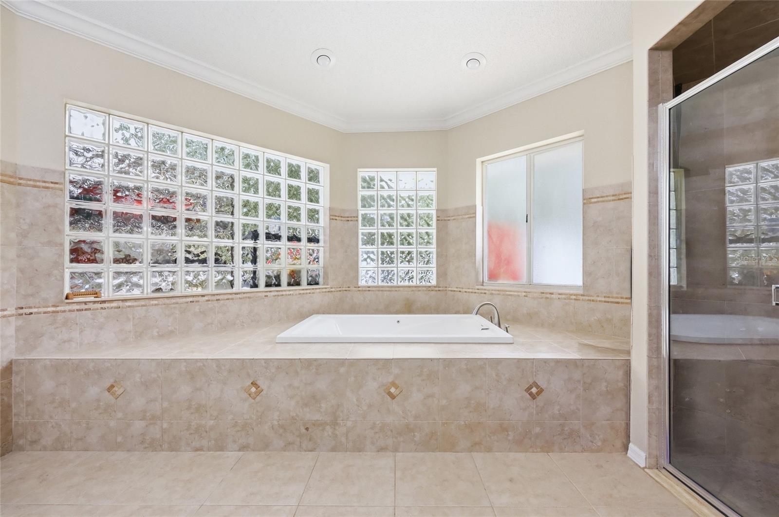 GREEN ACRES ADD - Residential