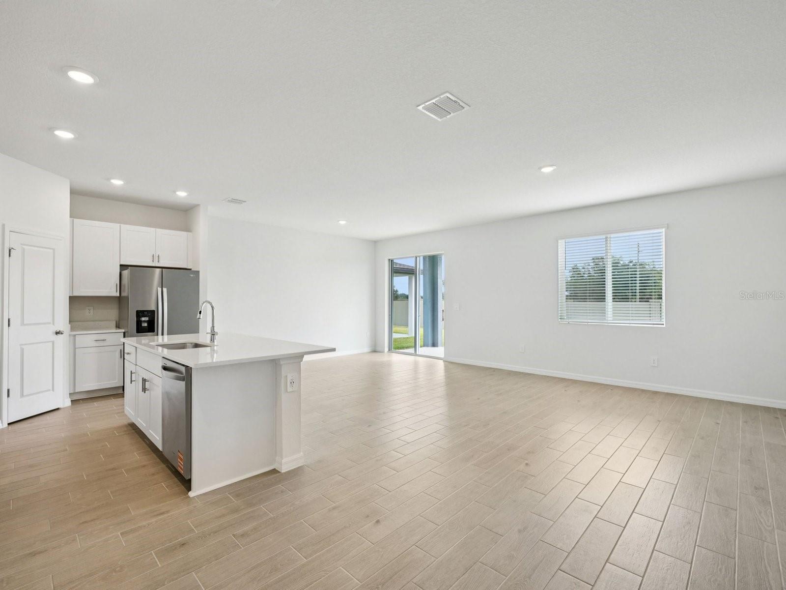 HILLTOP VISTAS - Residential