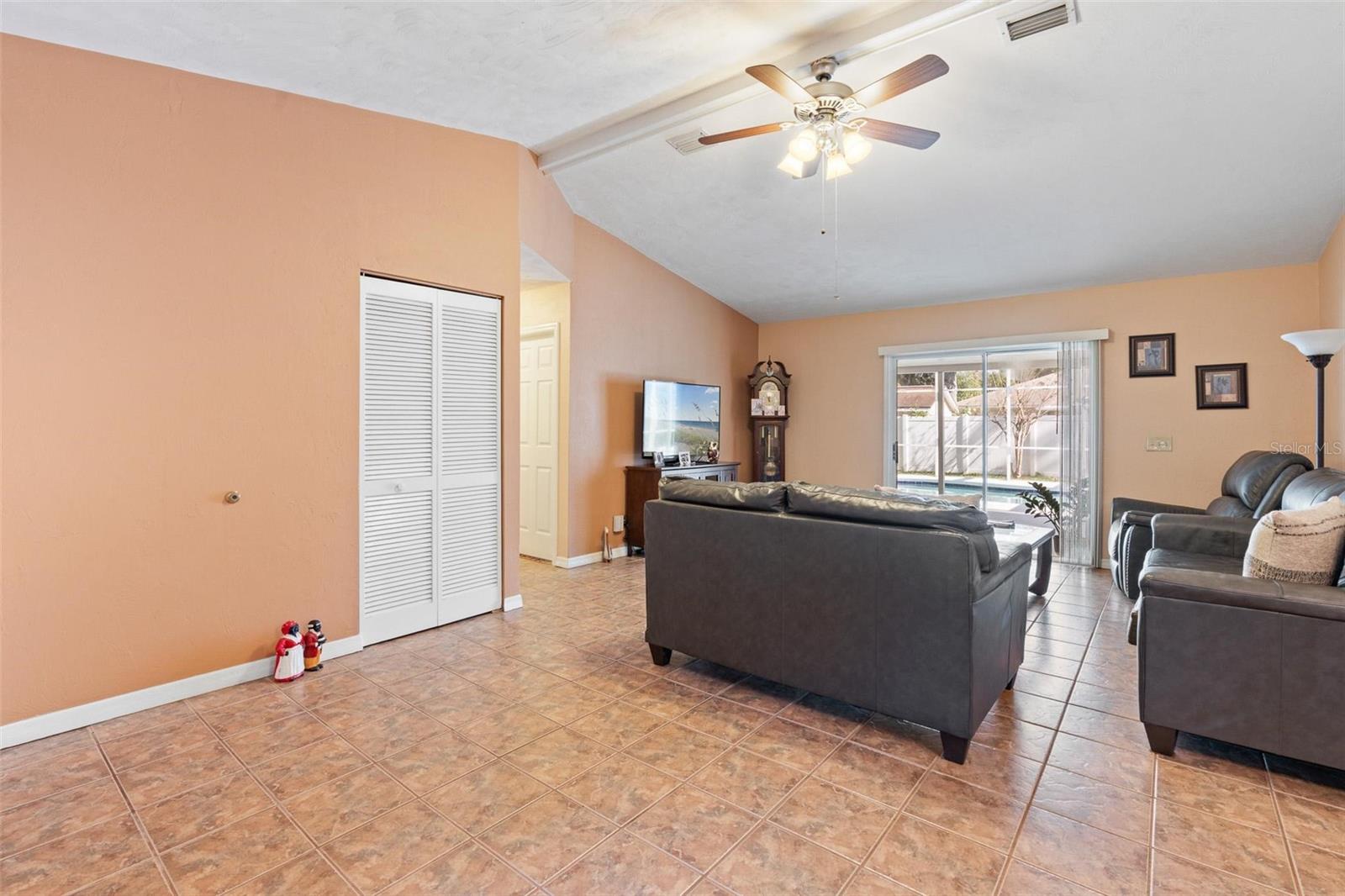 FLORIDA SHORES 01 - Residential