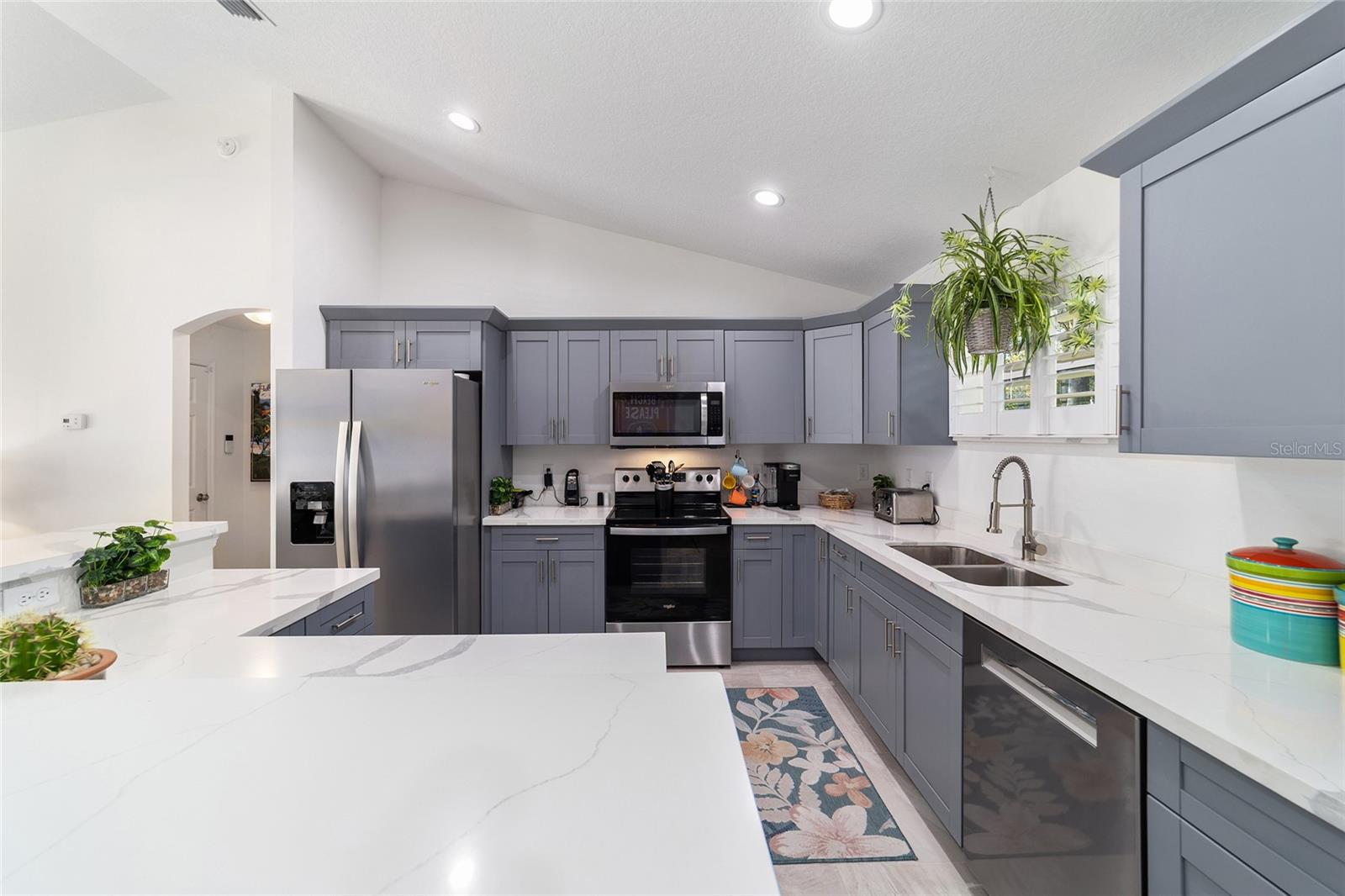 BELLEVIEW HEIGHTS ESTATE - Residential