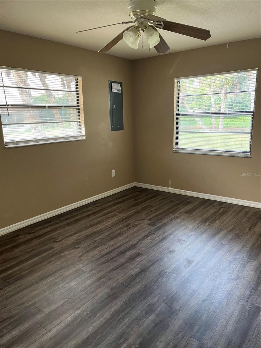 PORT CHARLOTTE SUB 09 - Residential Lease