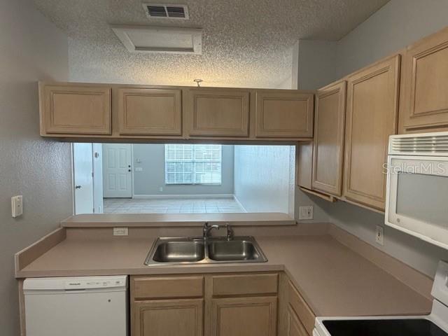 CARROLLWOOD KEY - Residential