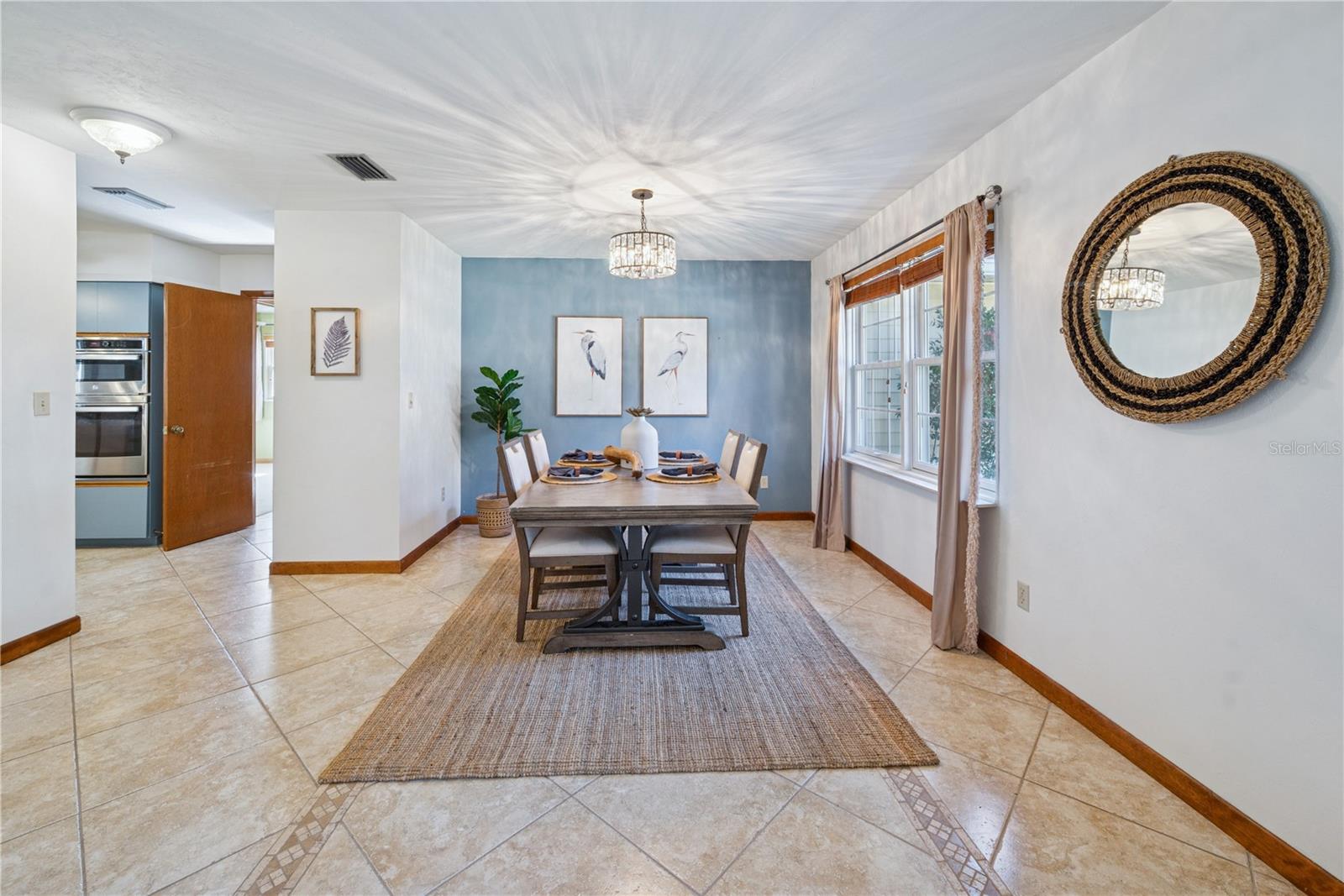 SEMINOLE RIDGE #4 - Residential