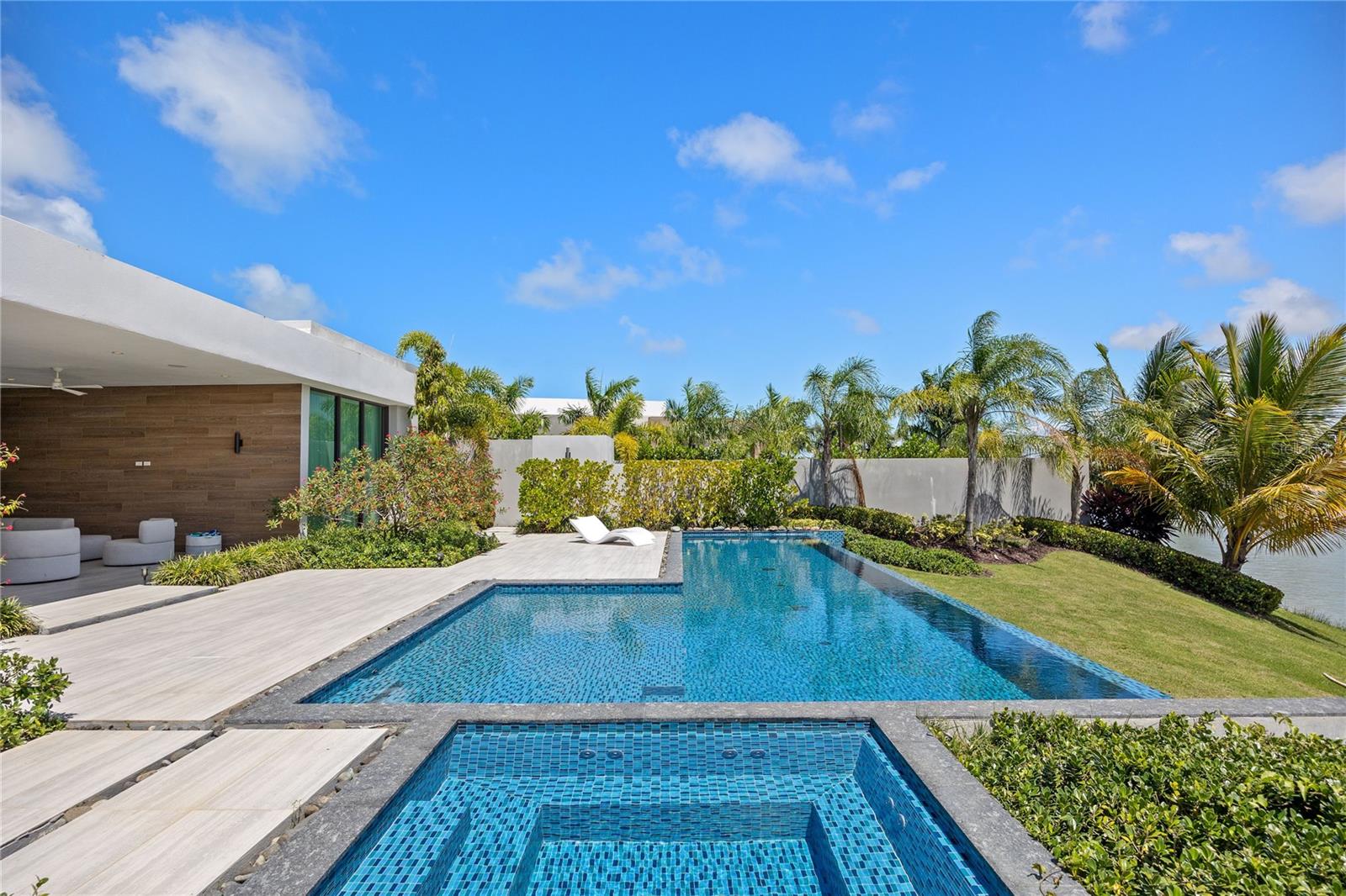 THE ISLES AT DORADO BEACH - Residential