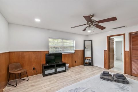 Tiny photo for 510 SE 19th Street, Ocala, FL 34471 (MLS # TB8484813)
