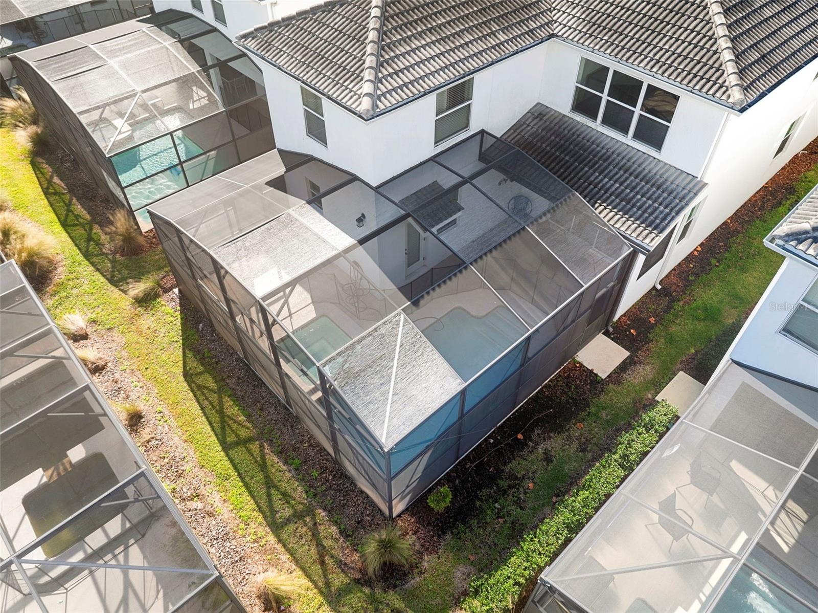 STOREY LAKE - Residential