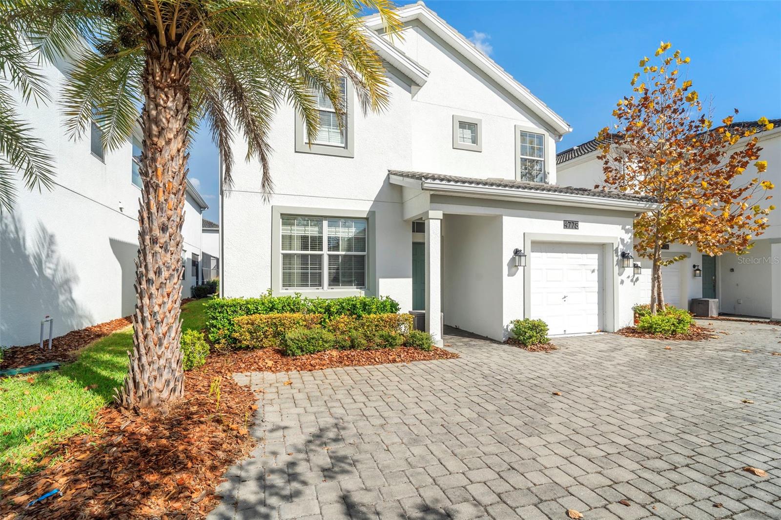 STOREY LAKE - Residential