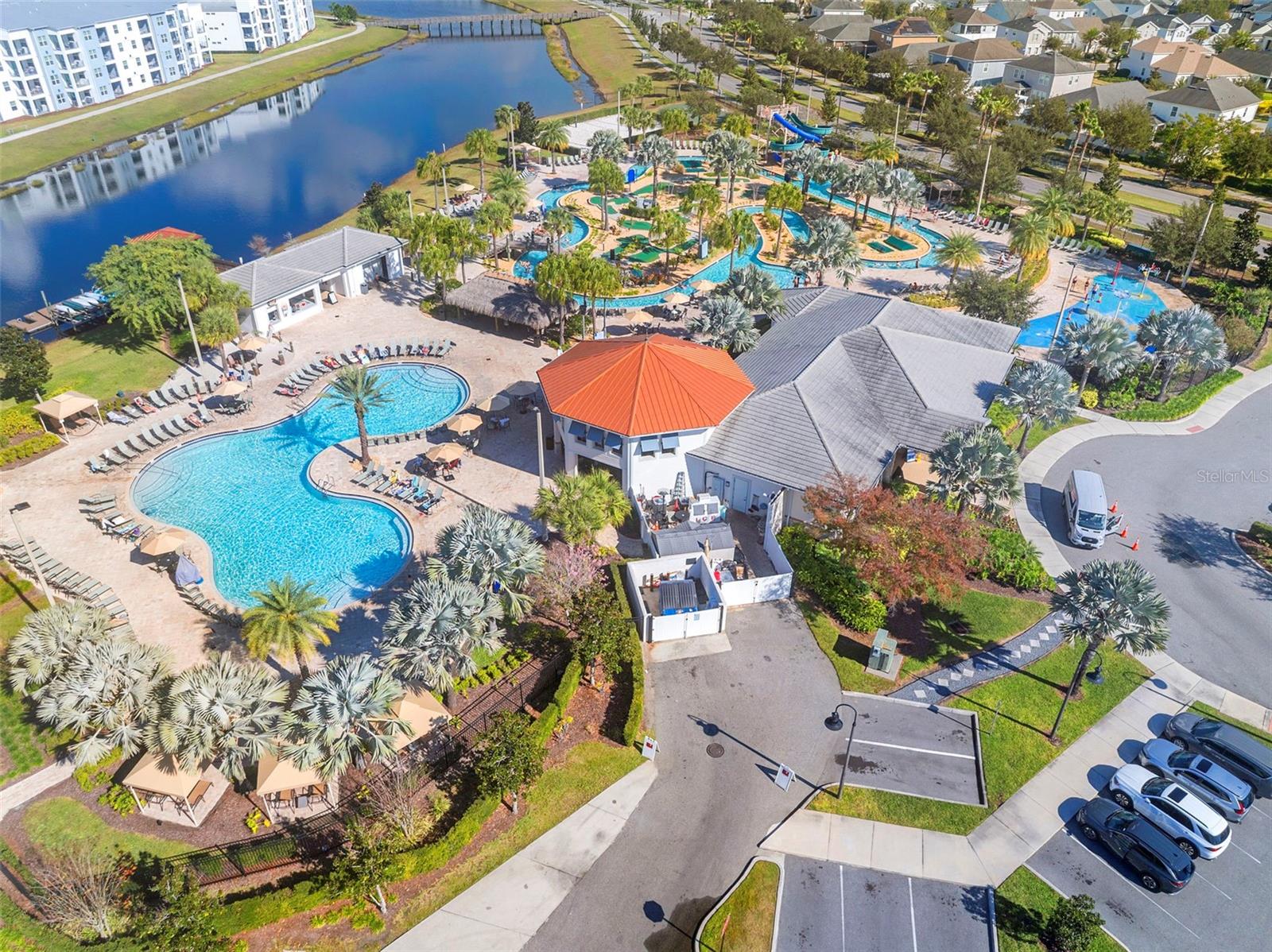 STOREY LAKE - Residential